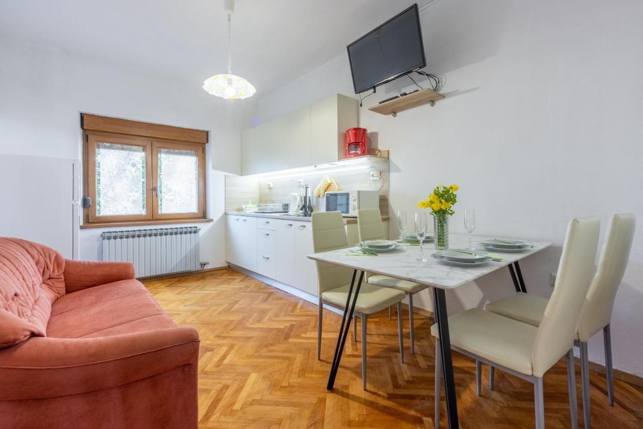 Apartments Sobol Crikvenica Exterior photo